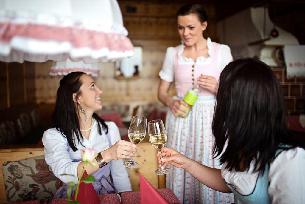 Hotel Blumenhof Санкт-Георген-им-Аттергау Экстерьер фото